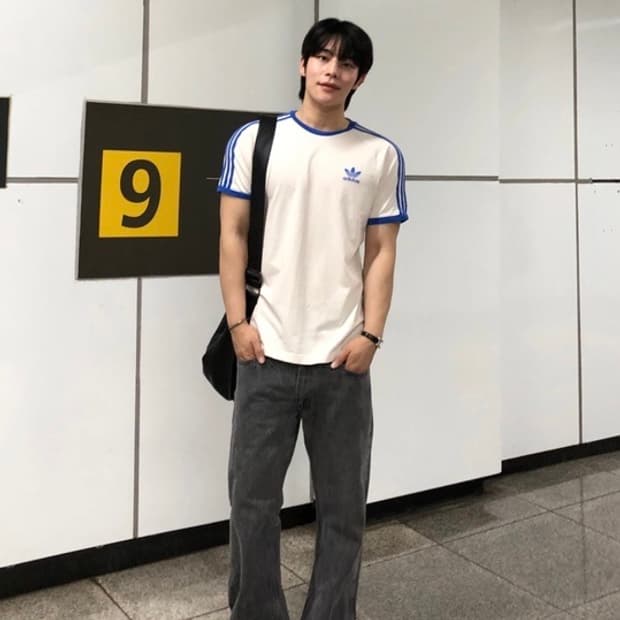 아디다스 정품 링거티 3stripes 반팔 코발트 블루