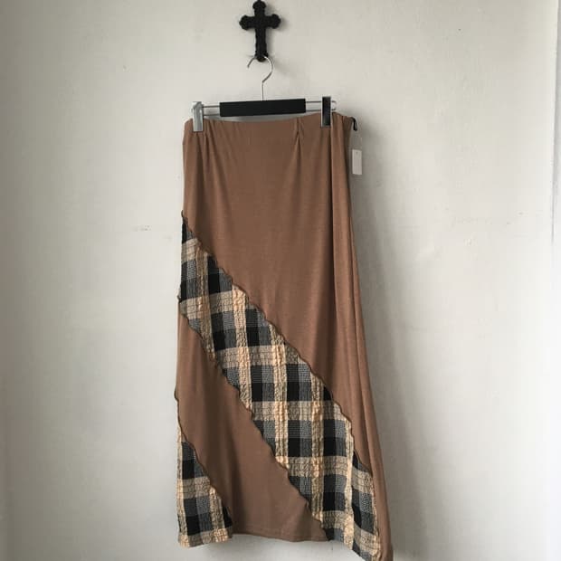 Check pattern patch point long skirt