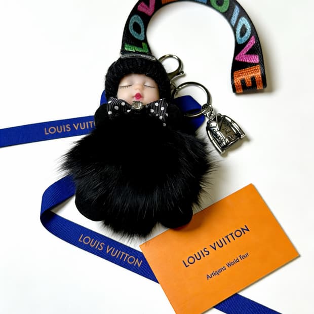 루이비통 네오 LV 클럽 백 참 열쇠고리 가방걸이