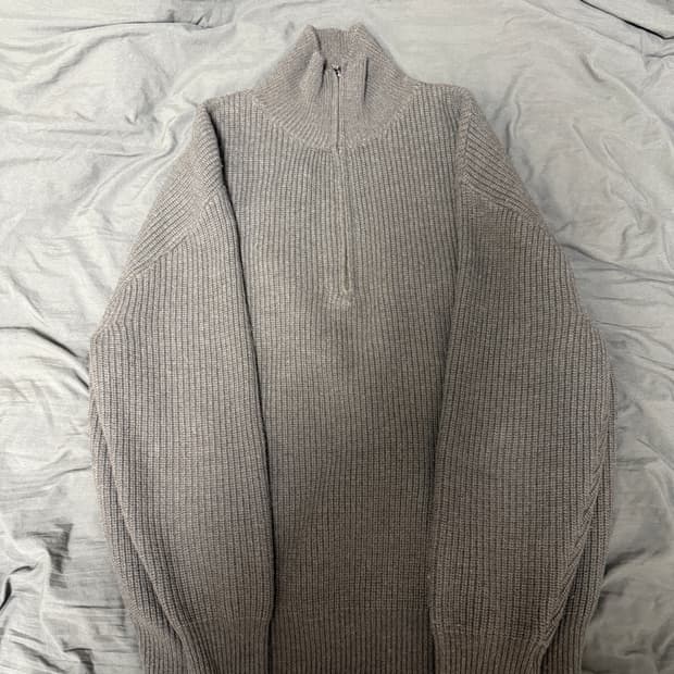 아트이프액츠 하프집업 니트 M