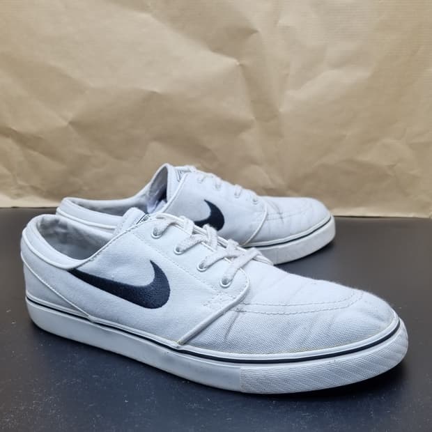 나이키 SB 줌 스테판 야노스키 스니커즈265