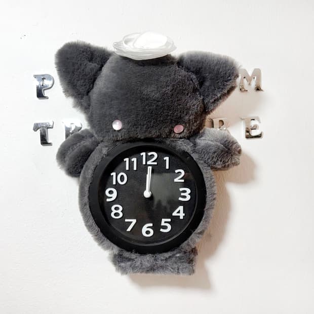 Muted Mew Clock