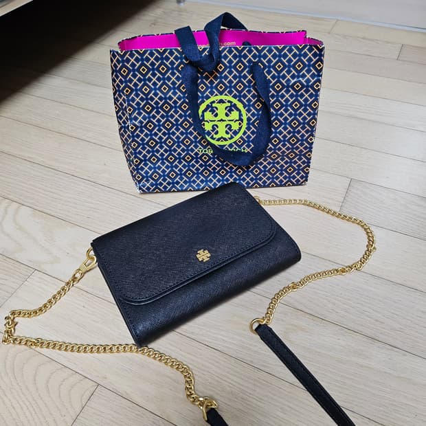 토리버치정품 크로스백 미사용 