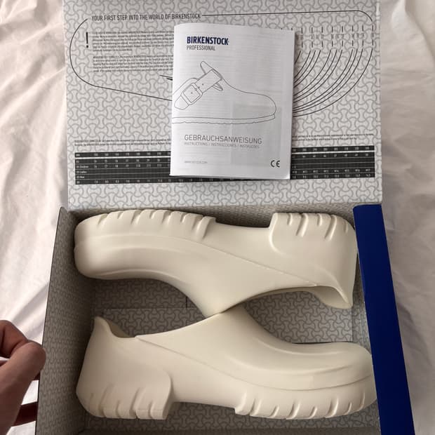 버켄스탁 A640 클로그 화이트 42 (270) 새상품