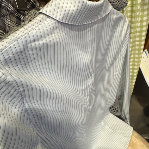 셔츠+그레이 베스트