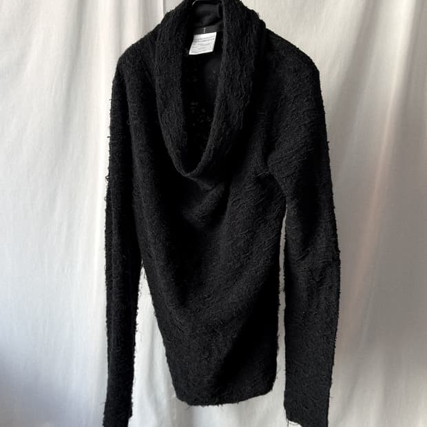 Julius 08AW 텍스쳐 니트