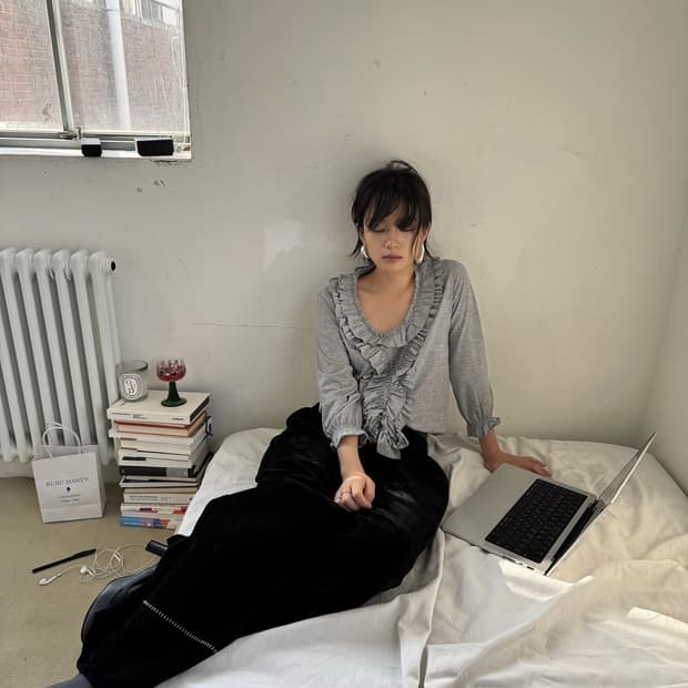 노이어덜트 스쿱넥 프릴티 *내용필독