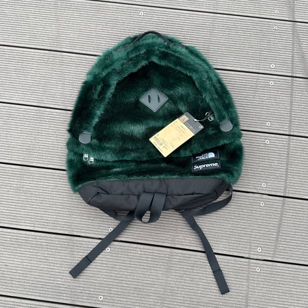 20FW 슈프림 x 노스페이스 포우 퍼 백팩