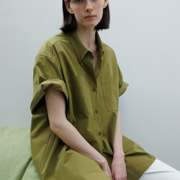 Como Half Shirt in Olive