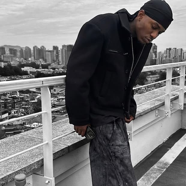 아워글라스 파워숄더자켓