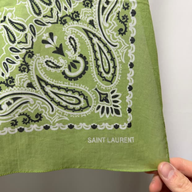 생로랑 반다나 스카프