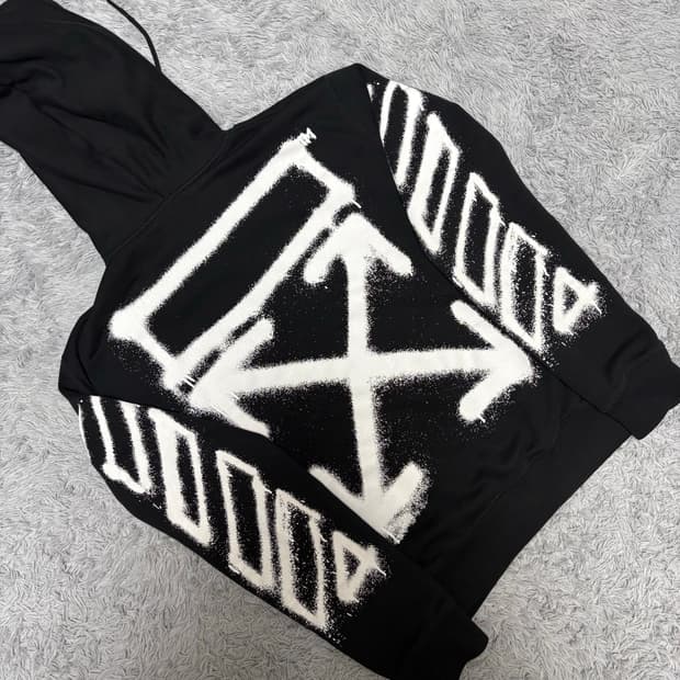 오프화이트 스프레이 애로우 후드집업