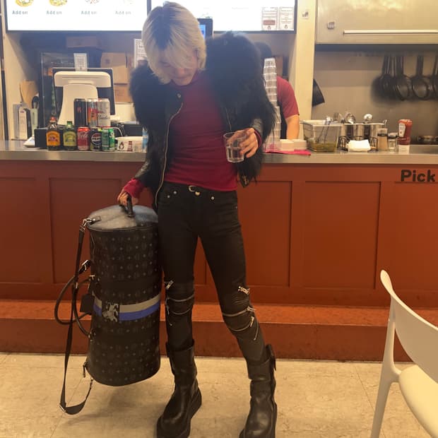 Balmain 12aw 라쿤퍼자켓 크로스 렘스킨 레더자켓