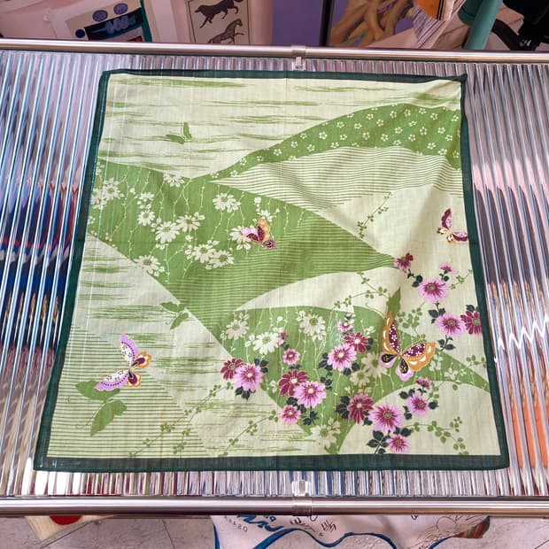 빈티지 에스닉 그린 패턴 손수건