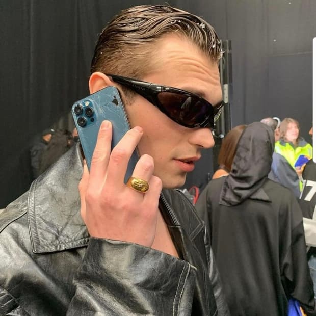 발렌시아가 스킨캣 선글라 xl