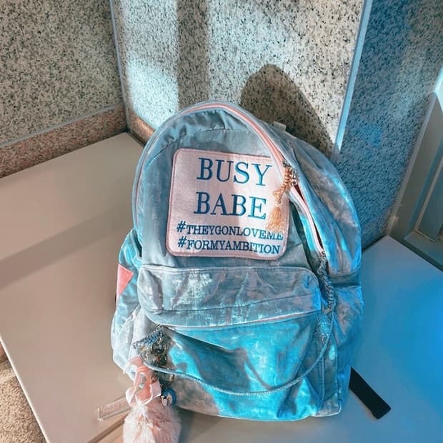 (미착용 새상품) 앙트레브 비지베이비 벨벳 백팩 