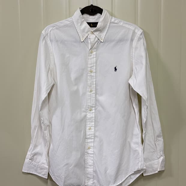 폴로 화이트 셔츠