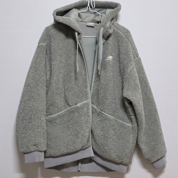 뉴발란스 털 후드집업