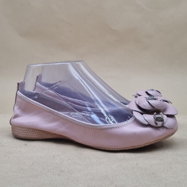 CNE 플라워 여성 플랫슈즈 실사이즈 240