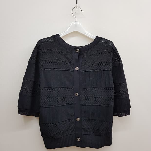 한섬 SJSJ 2021 펀칭 디테일 버튼 니트 가디건 76-90-155