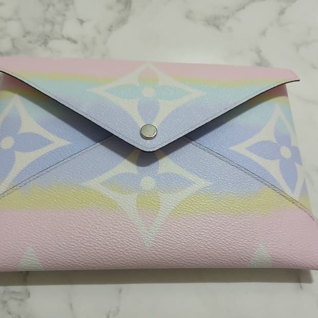 루이비통 한정판 포쉐트 에스칼 키리가미 클러치