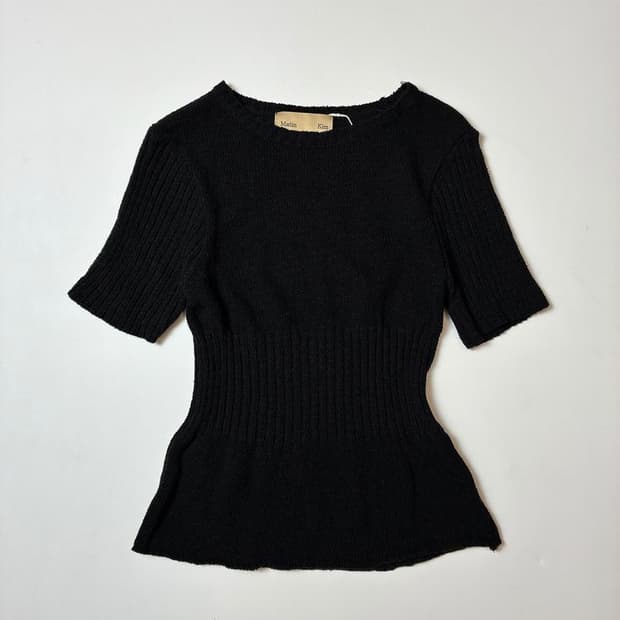 마뗑킴 22ss 슬림핏 니트 반팔 PN8326