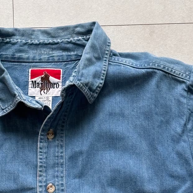 90s Vintage Marlboro Denim Shirts XL