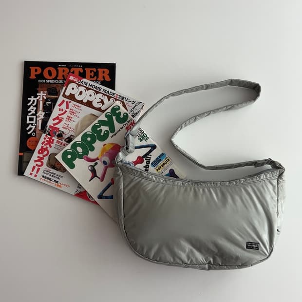 요시다 포터 걸 에나멜 실버 숄더백