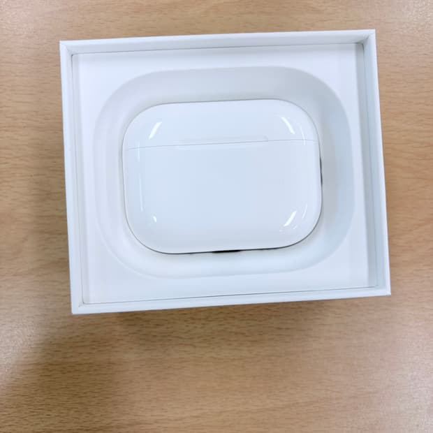 에어팟 프로 3세대 본체