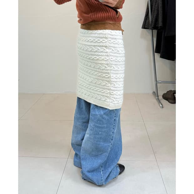 Beams lights 미디 스커트