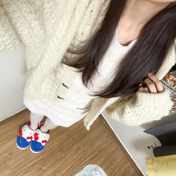 빈티지 폼폼이 집업 노르딕 달천깔 히메갸루 로걀 라떼 모리걸 아오이유우