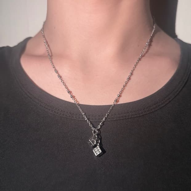 Dice necklace 목걸이