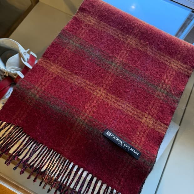 피에르 발망 투페이스 머플러