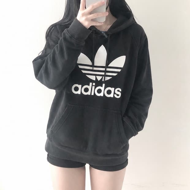 아디다스 빅로고 트래포일 후드티 블랙