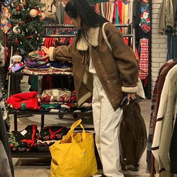 모데스트무드 M-901 무스탕