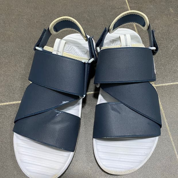 나이키 에어 솔라 소프트 샌들 260