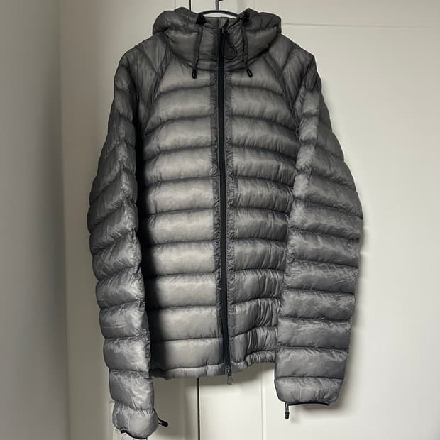 수아레 경량패딩 L사이즈 판매