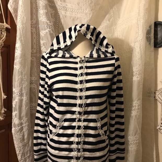빈티지 스트라이프 레이스 후드집업