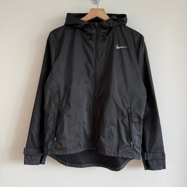 나이키(NIKE) 윈드브레이커 바람막이