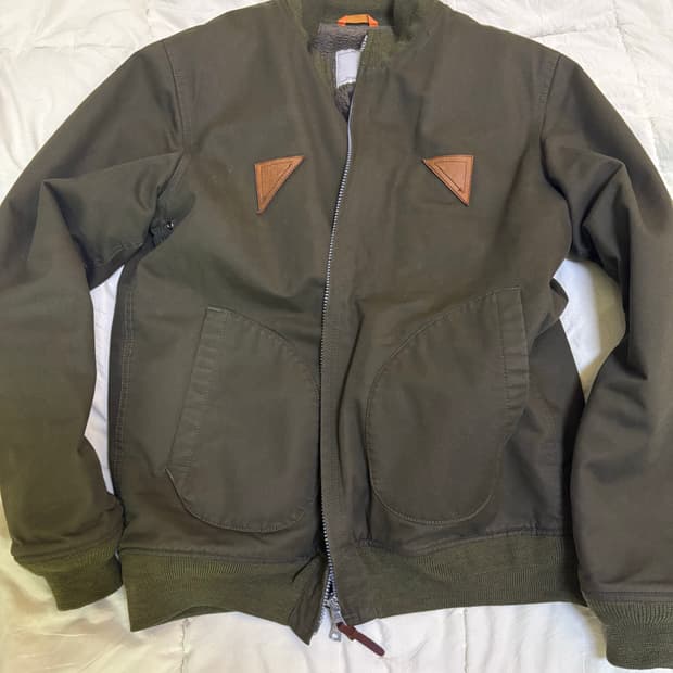 비즈빔 메카닉 자켓 팝니다!