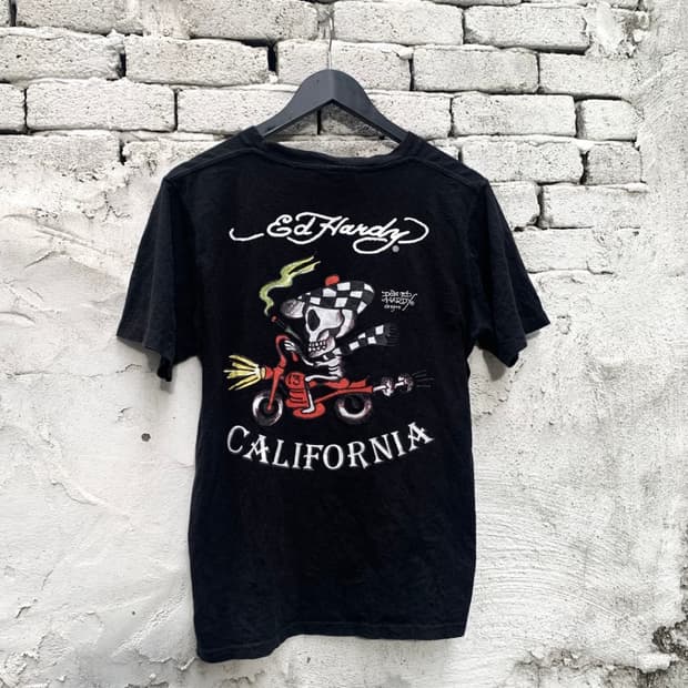 에드하디 반팔 티셔츠