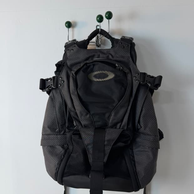 오클리 소프트웨어 택티컬 백팩