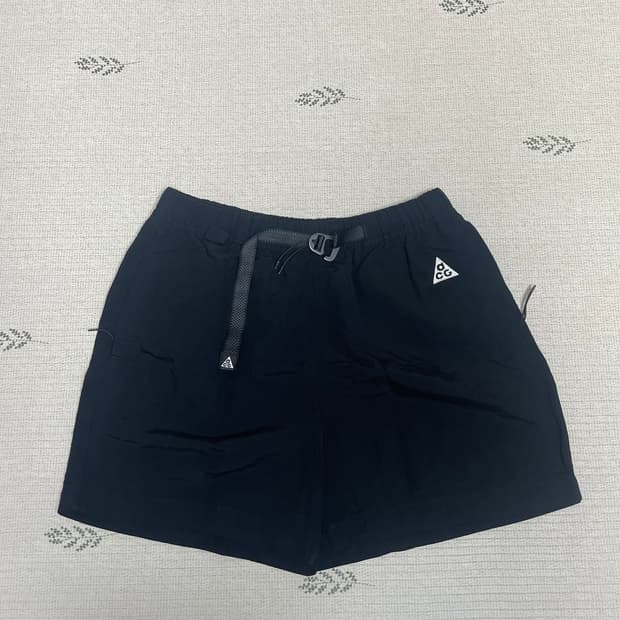 [S] 나이키 acg 쇼츠 블랙