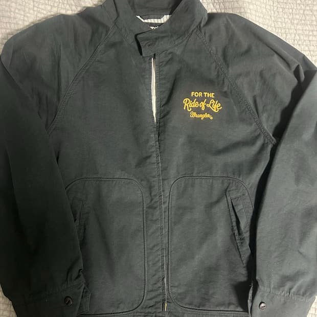 랭글러 하이넥 아트웍 점퍼