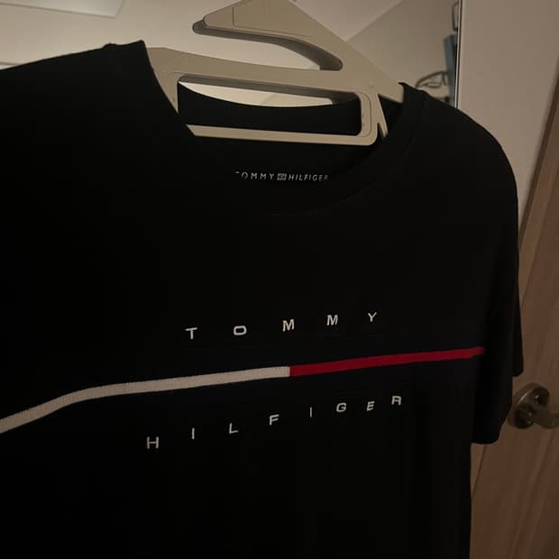 타미 반팔티 팝니다