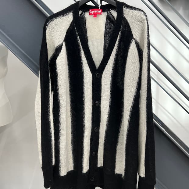 슈프림 13FW 스트라이프 모헤어 가디건