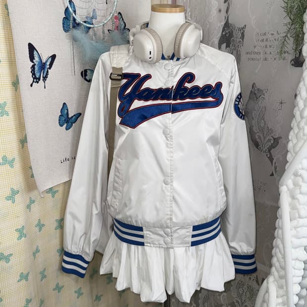 엠엘비 화이트 & 블루 양키스 야구점퍼 