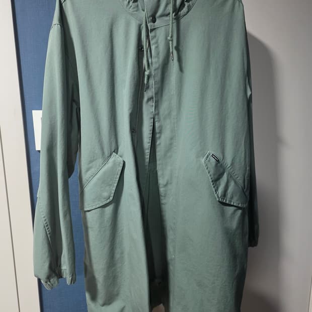 칼하트 wip 롱코트 L (한국 판매x)