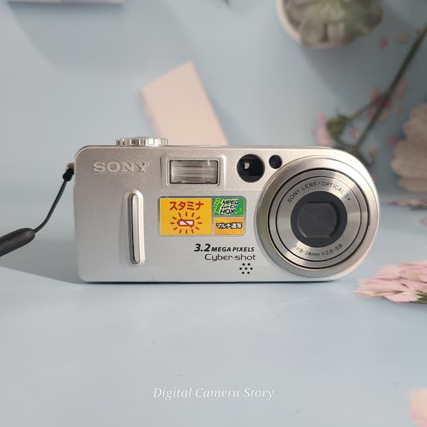 소니 사이버샷 dsc p7 디카 (빈티지 카메라)