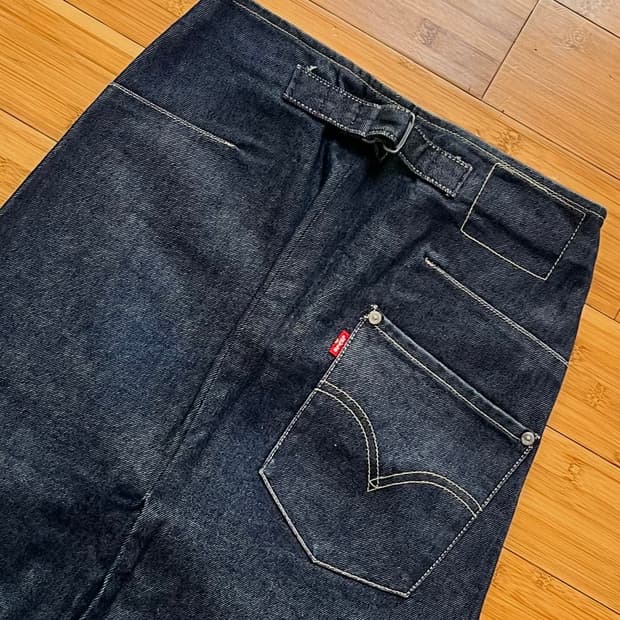 리바이스 엔지니어드진 스커트 XS